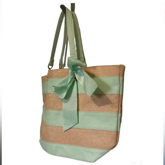 Ulta Beauty | Medium Purse Tote Beach Bag Mint & Cream Striped 7" x 9" x… - Picture 2 of 13